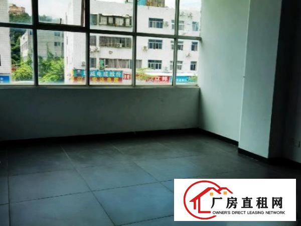  主干道旁新城市花园二楼2700平可办公可分租可商业配套