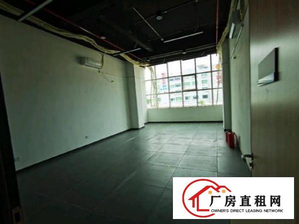  主干道旁新城市花园二楼2700平可办公可分租可商业配套
