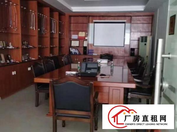  龙华大浪新出精装修厂房820平，物业直租