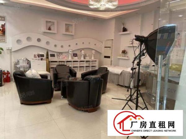  观澜梅关高速口楼上精装修2050平厂房低价招租