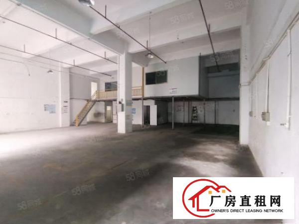  龙华大浪石观工业区附近新出1楼400平带阁楼厂房出租。