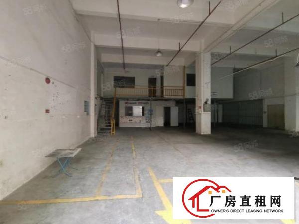  龙华大浪石观工业区附近新出1楼400平带阁楼厂房出租。
