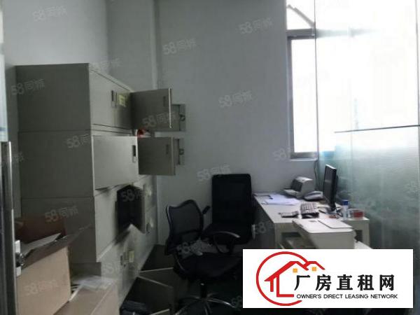  龙华大浪华霆路原房东4楼750平精装修厂房出租