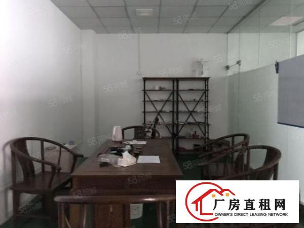  龙华大浪华霆路原房东4楼750平精装修厂房出租