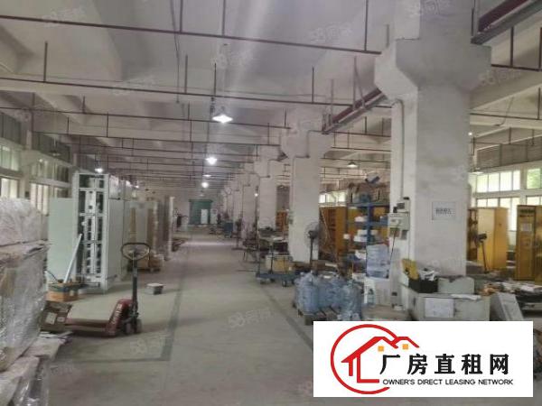  龙华，元芬地铁站5600平，一二楼厂房出租，空地大可以分租