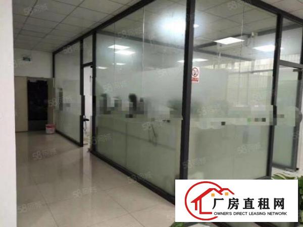  深圳龙华大浪浪口工业区一楼1350平精装厂房出租。