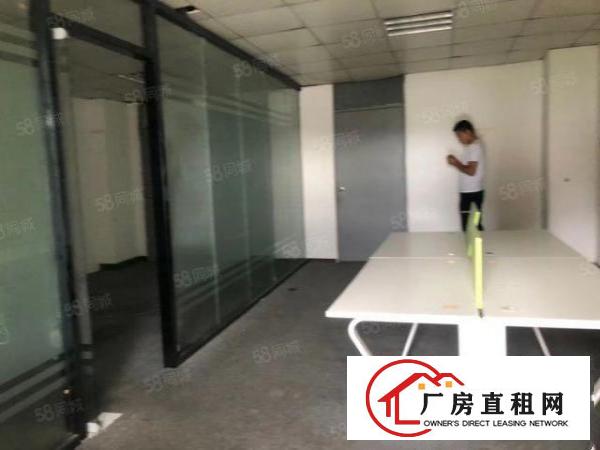  大浪河背工业区楼上带装修120平米