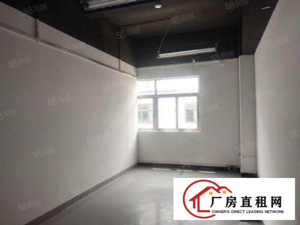  龙华天虹商场附近新出楼上418平方精装修厂房出租