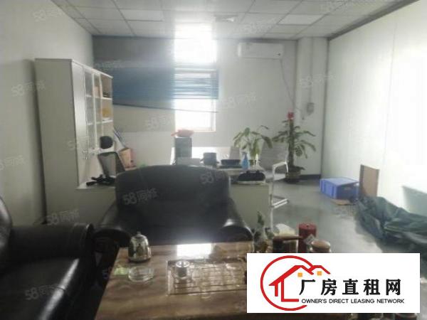  深圳龙华区大浪楼上700带装修厂房出租！