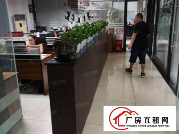  龙华大浪商业中心附近楼上2000平精装无尘厂房出租