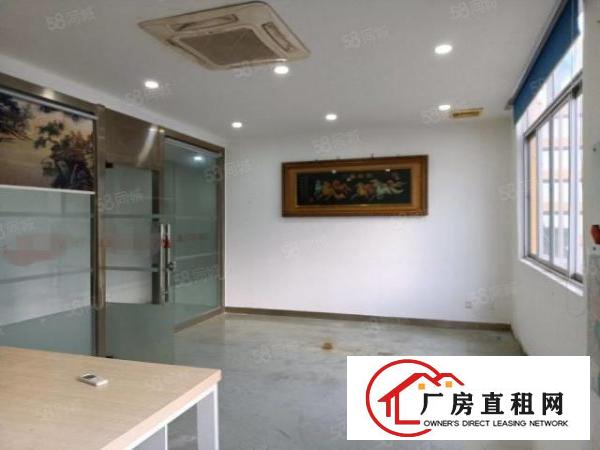  新出精装修厂房800平现成办公家具可拎包入住