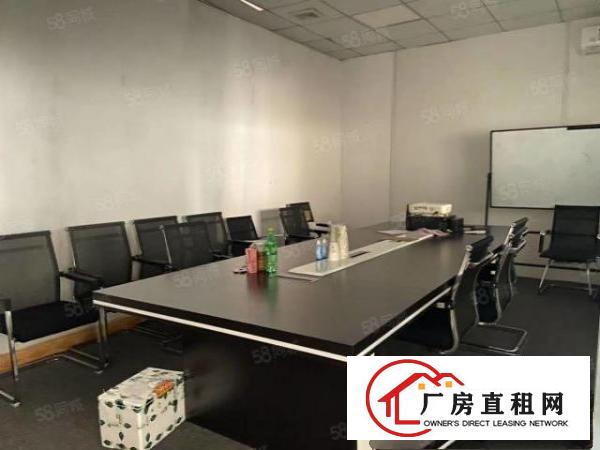  龙华大浪商业中心附近新出楼上836平精装修办公厂房出租