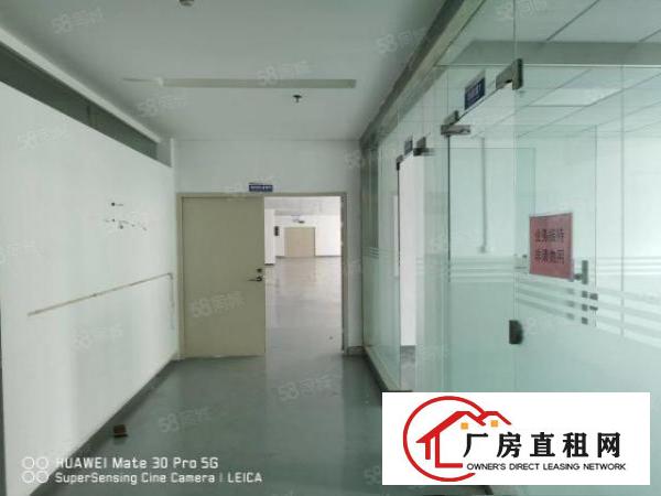  龙华原房东大型工业区楼上带装修1600平方厂房出租
