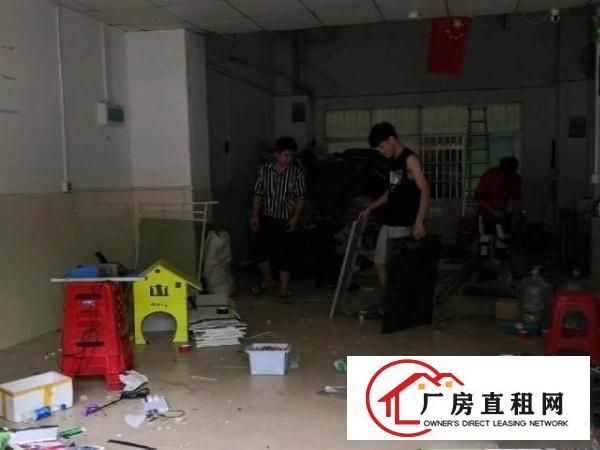  房东低价直租一楼铺位