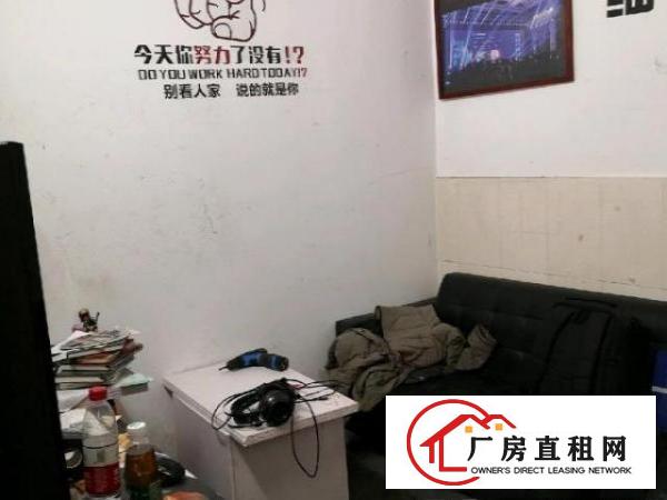  房东低价直租一楼铺位