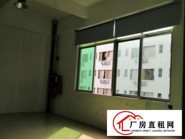  出租龙华区观澜百邦工业园三层800平方厂房