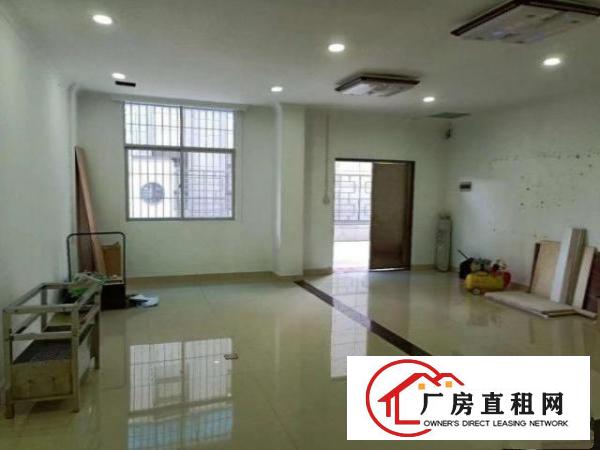  观澜新田观平路旁一楼厂房仓库便宜租