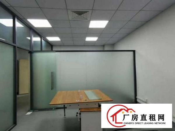  出租龙华区观澜主干道边精装修厂房楼上650㎡