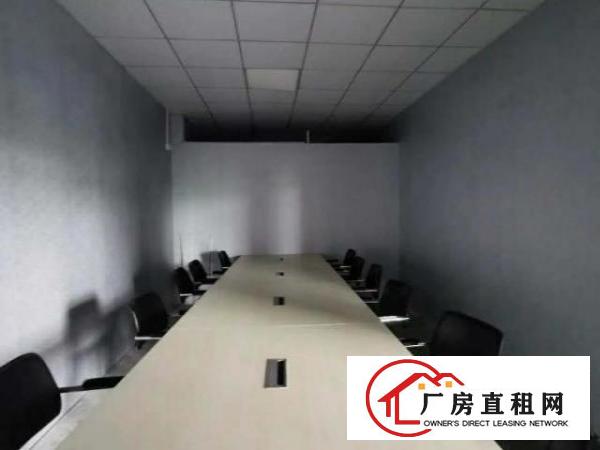 出租龙华区观澜主干道边精装修厂房楼上650㎡