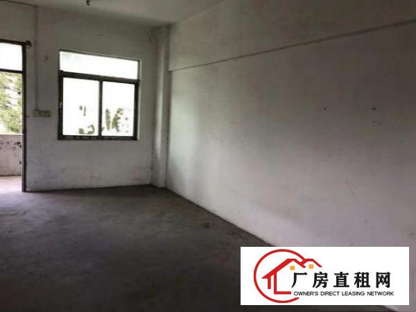  业主直租龙华观澜大量厂房宿舍出租，价格便宜，无限制