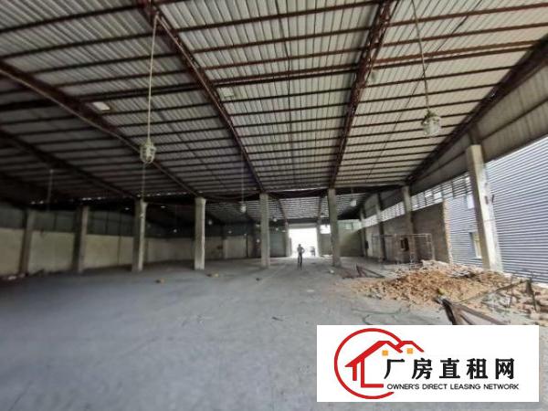  钢构高度滴水位置6米，中间高度8米，