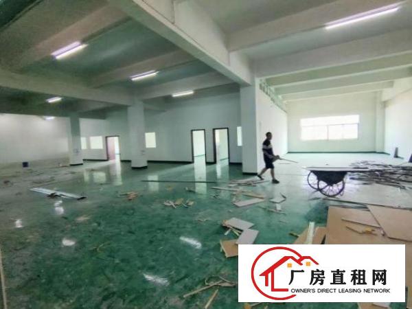  观澜新田主干道边，楼上精装修850平，水电齐全拎包入驻