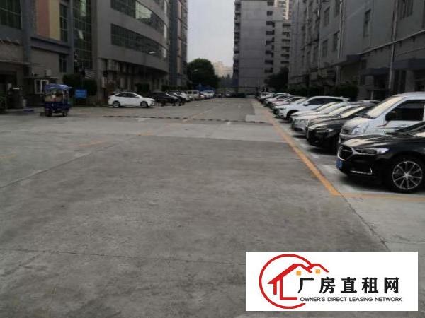  出租龙华观澜厂房出租1412.5平方，可拆分租