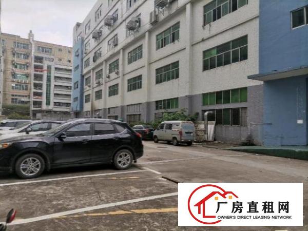  观澜花园厂房三楼整层2000可分一半