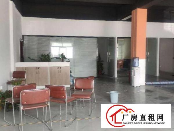 出租观澜高速路口附近一楼800平方精装修厂房出租