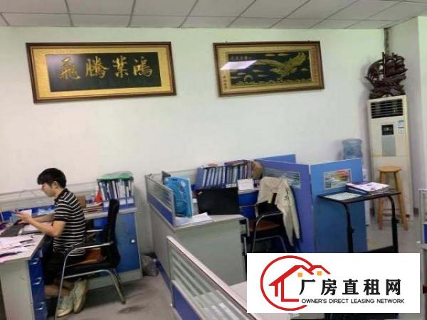  观澜新田原房东精装修厂房出租。