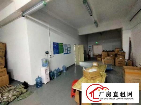  龙华观澜桂花楼上带办公室装修厂房650平带办公室装修