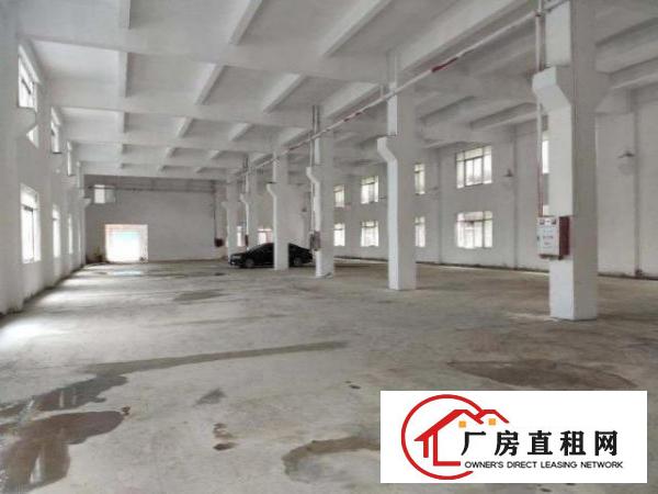  新出深圳观澜工业区一二楼1500方，带办公室，空地大可进大车