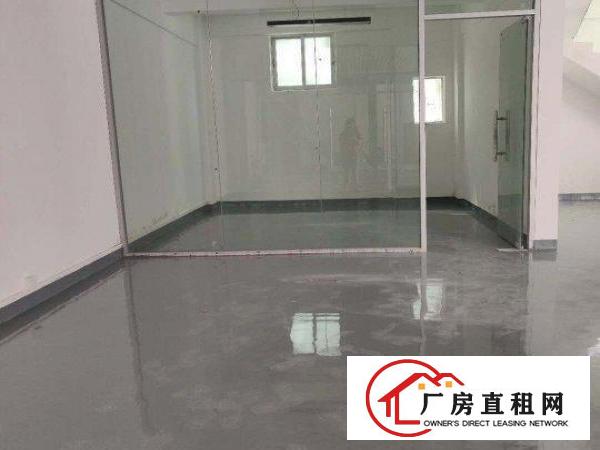  新出深圳观澜工业区一二楼1500方，带办公室，空地大可进大车