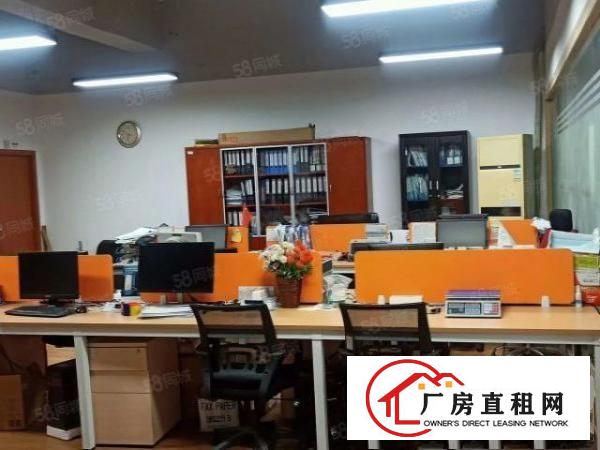  龙华大浪独门独院厂房出租二楼1600平。
