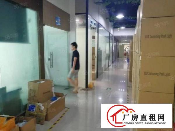  观澜樟坑径上围新出楼上900平方带装修厂房出租