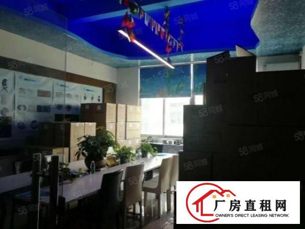  观澜樟坑径上围新出楼上900平方带装修厂房出租