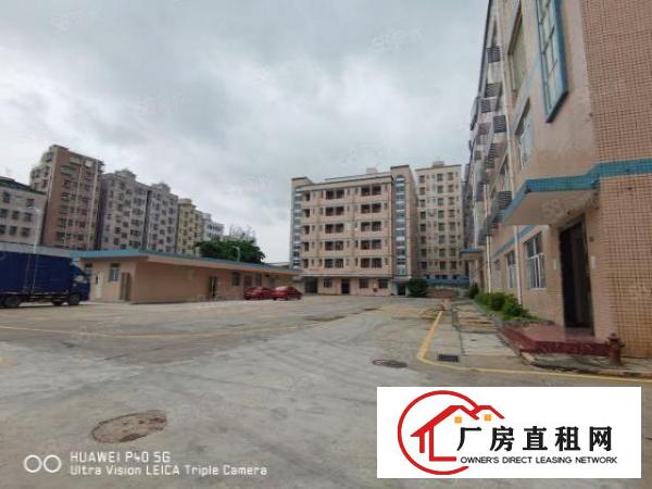  库坑原房东厂房楼上1900平方，厂房形象好，园区整体形象靓