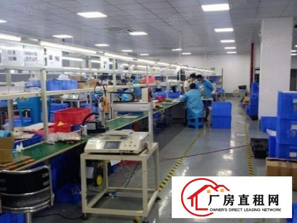  观澜工业园厂房二楼500平方出租，两间办公室一间仓库。