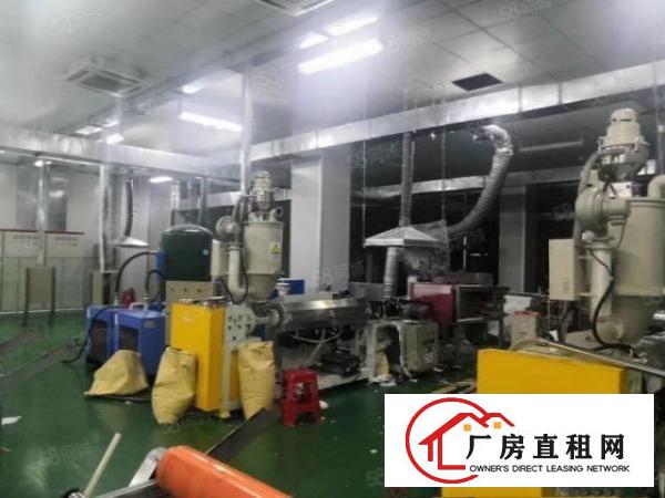  观澜新田新出楼上1500平，大小可分，适合做仓库，价格实惠