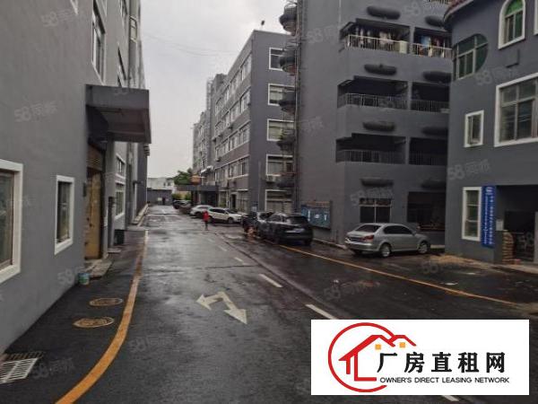  观澜汽车站边上2200平方大小分租，厂房出租