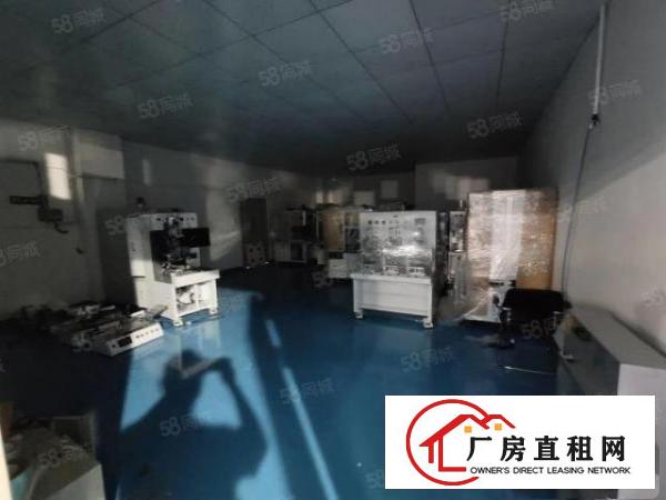  观澜福民新出楼上豪华装修厂房1233平，园区空地大，面积实在