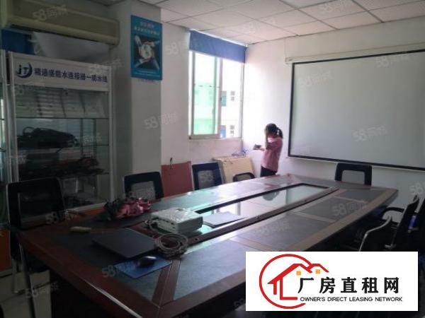  观澜福前路边上二楼整层1060平米现成办公室装修及前台
