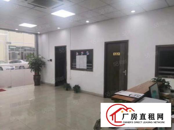  观澜松元轻轨站旁，一楼2800平精装修无尘车间，无转让费