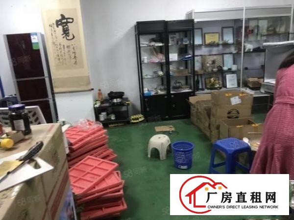  龙华平湖观澜新田工业区2楼200平方带装修厂房出租