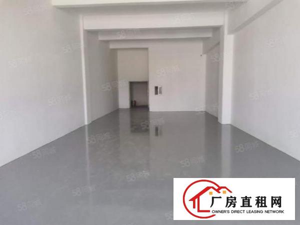 观澜福民新出楼上210平厂房，新上地坪漆，带间办公室