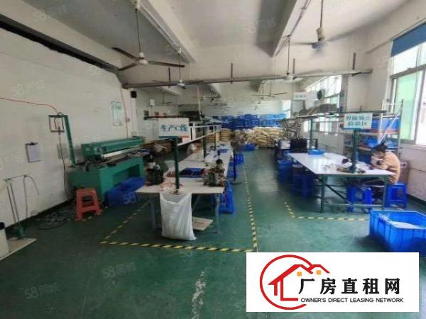  观澜福民地铁口附近成熟工业园楼上整层1060平精装无转让费