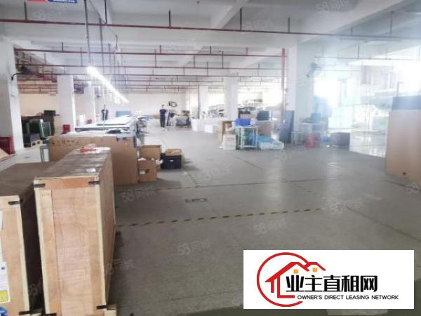 观澜库坑社委花园式大型工业园楼上整层2600平厂房带装修出租