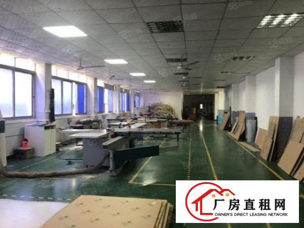  观澜福民精装修整层厂房910平无转让费出租