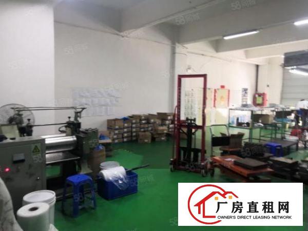  龙华新区观澜福前路边上二楼300平米带装修有吊机口