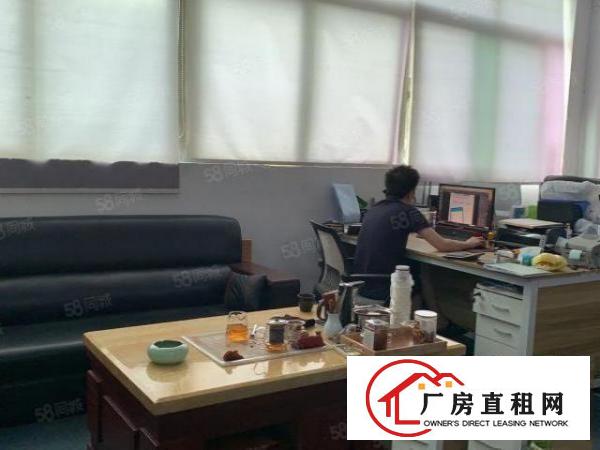  观澜库坑.三楼550平.现成办公室.前台.地坪漆.吊顶
